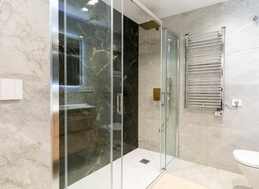 Resale - Flat - Santa Pola - Centro