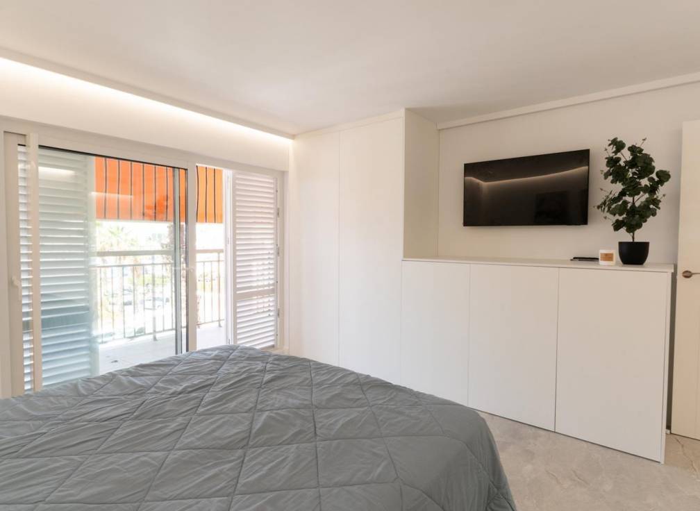 Resale - Flat - Santa Pola - Centro