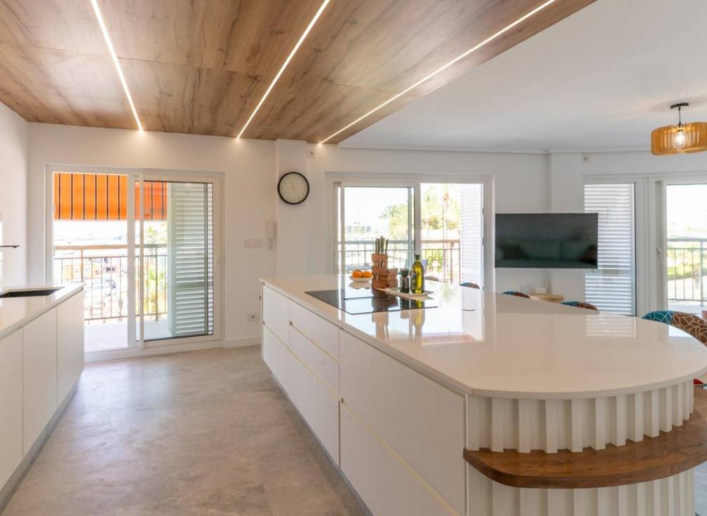 Resale - Flat - Santa Pola - Centro