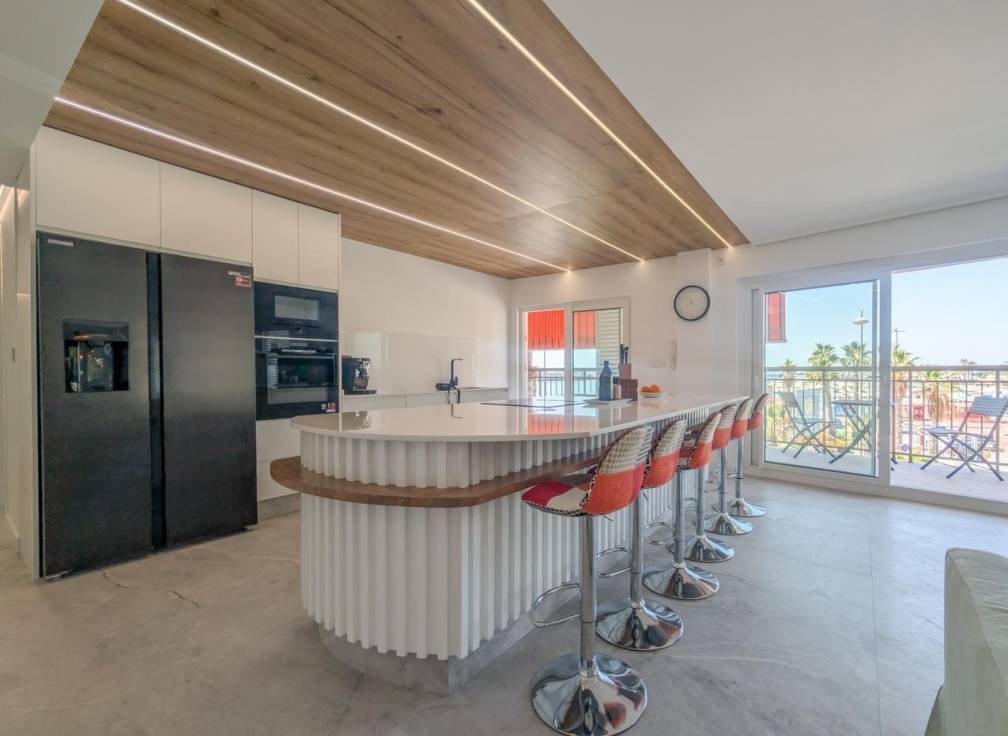 Resale - Flat - Santa Pola - Centro