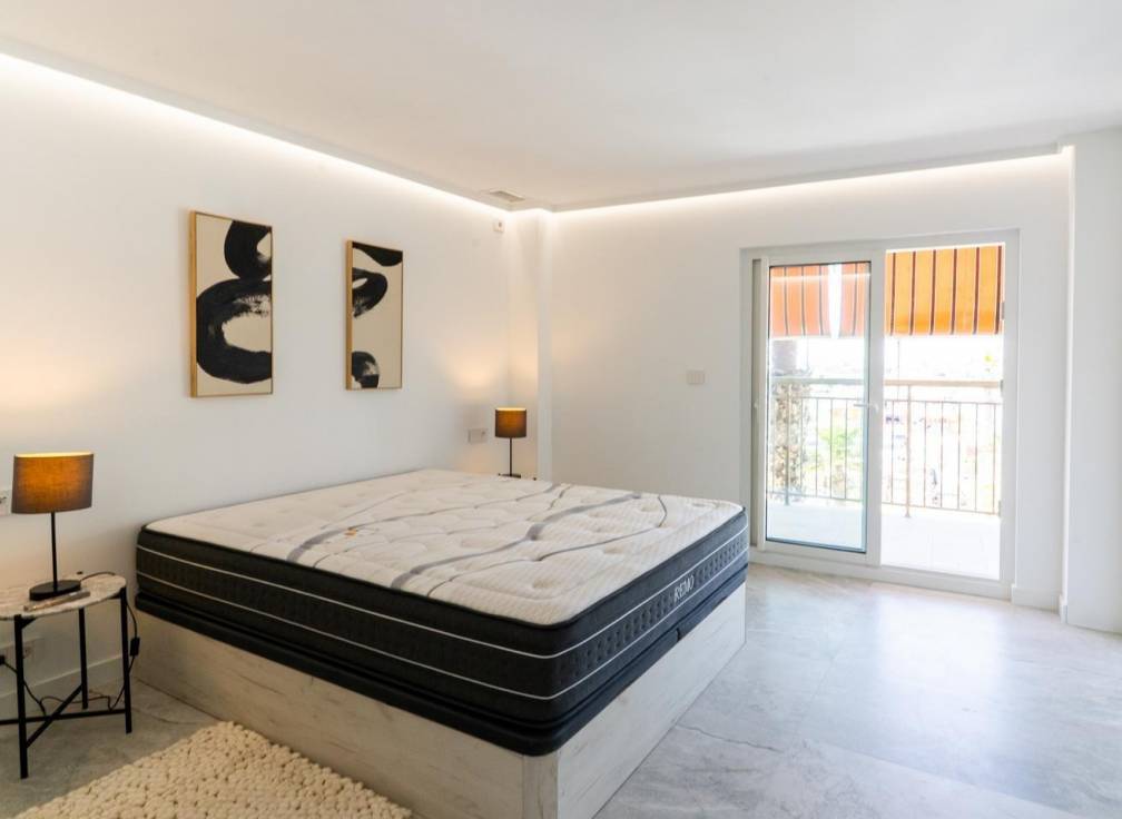 Resale - Flat - Santa Pola - Centro