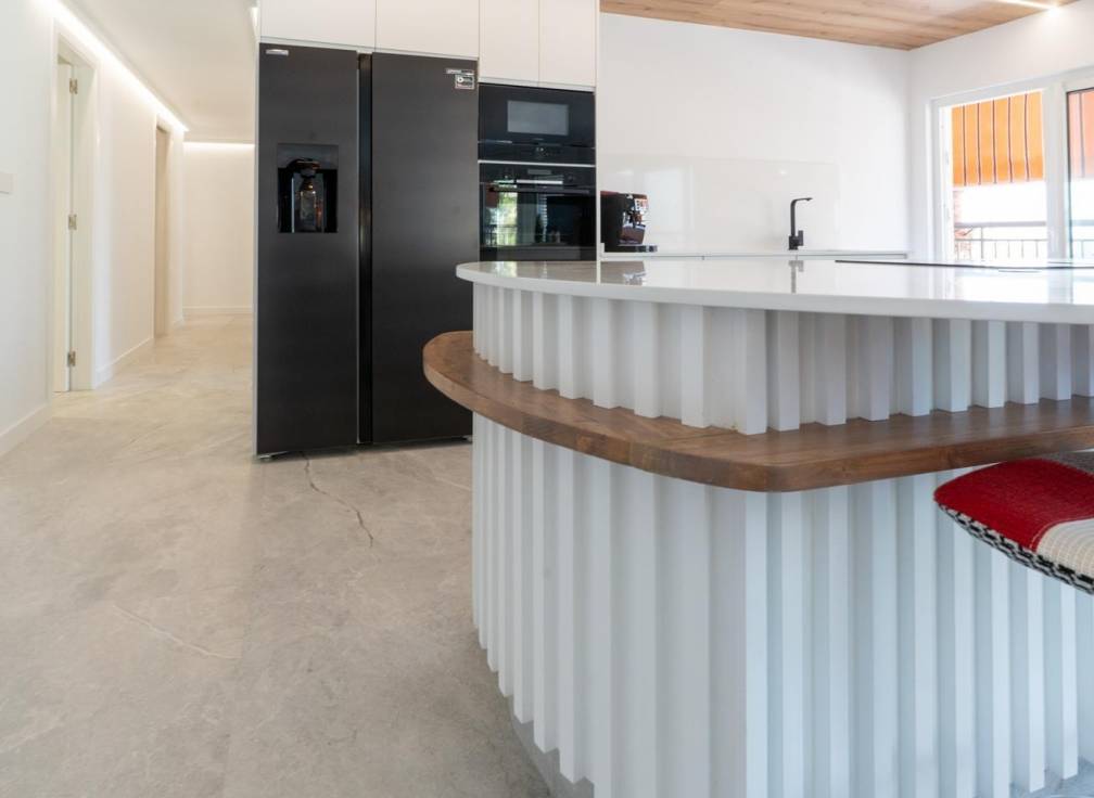 Resale - Flat - Santa Pola - Centro