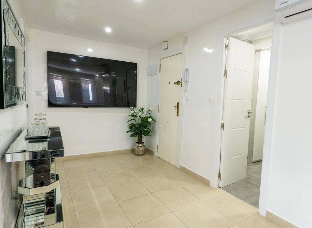 Resale - Flat - Santa Pola - Centro