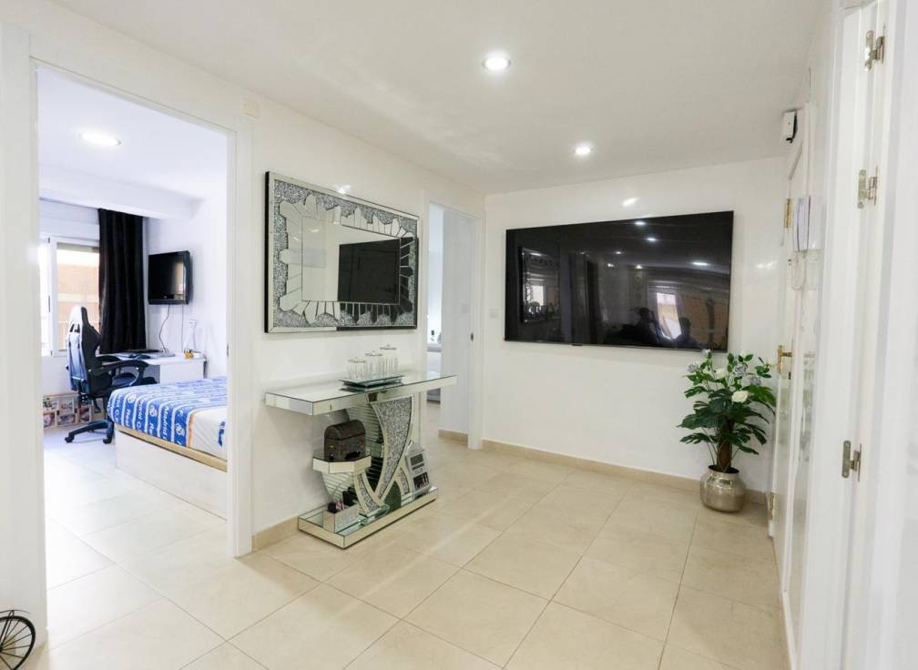 Resale - Flat - Santa Pola - Centro