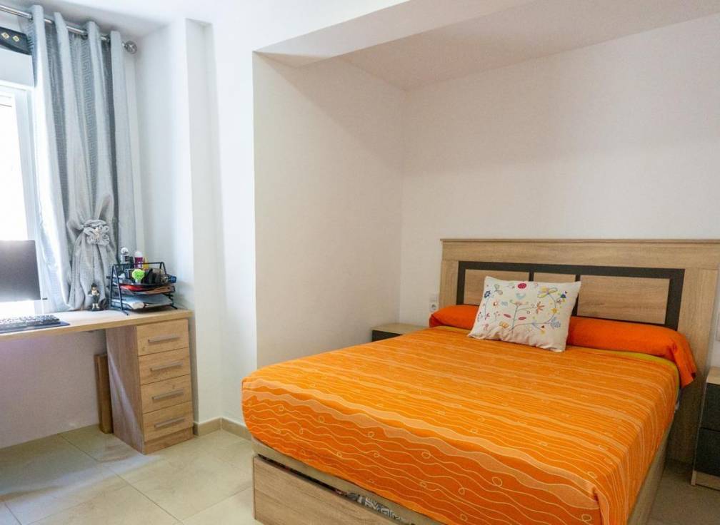 Resale - Flat - Santa Pola - Centro