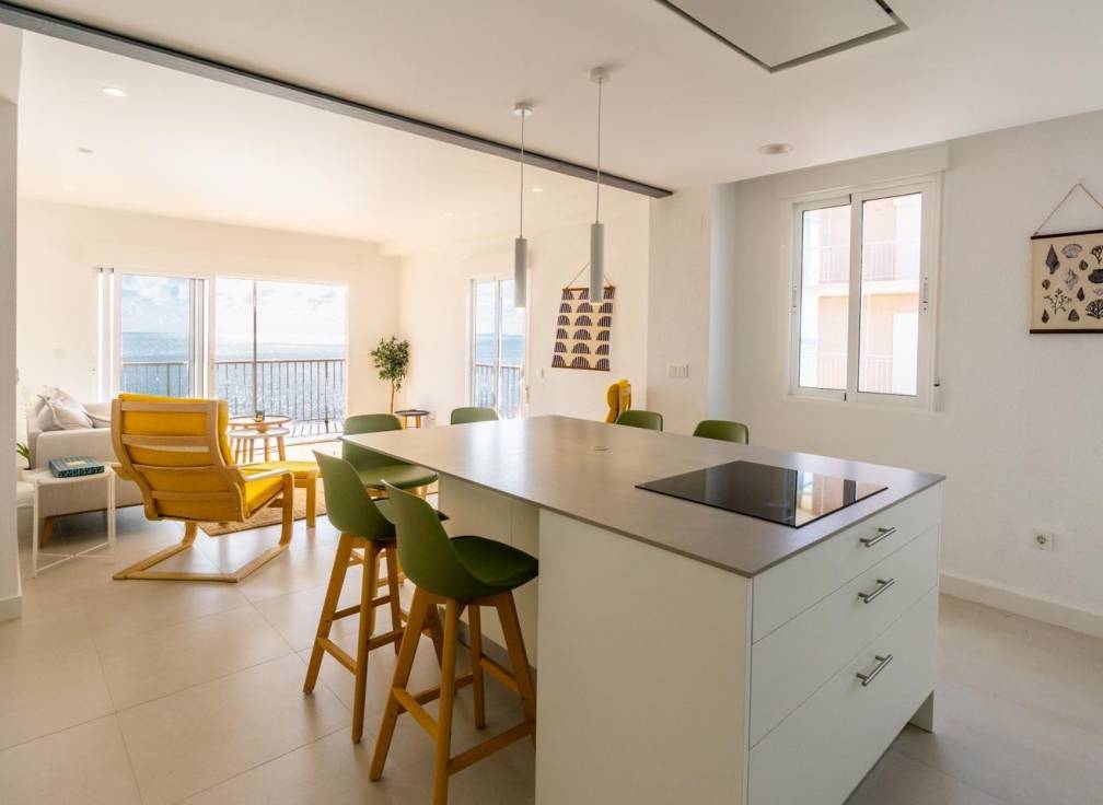 Resale - Flat - Santa Pola - Centro