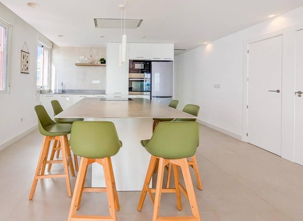 Resale - Flat - Santa Pola - Centro