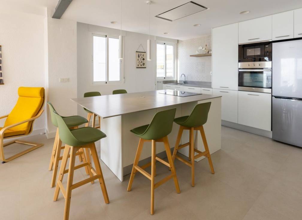 Resale - Flat - Santa Pola - Centro