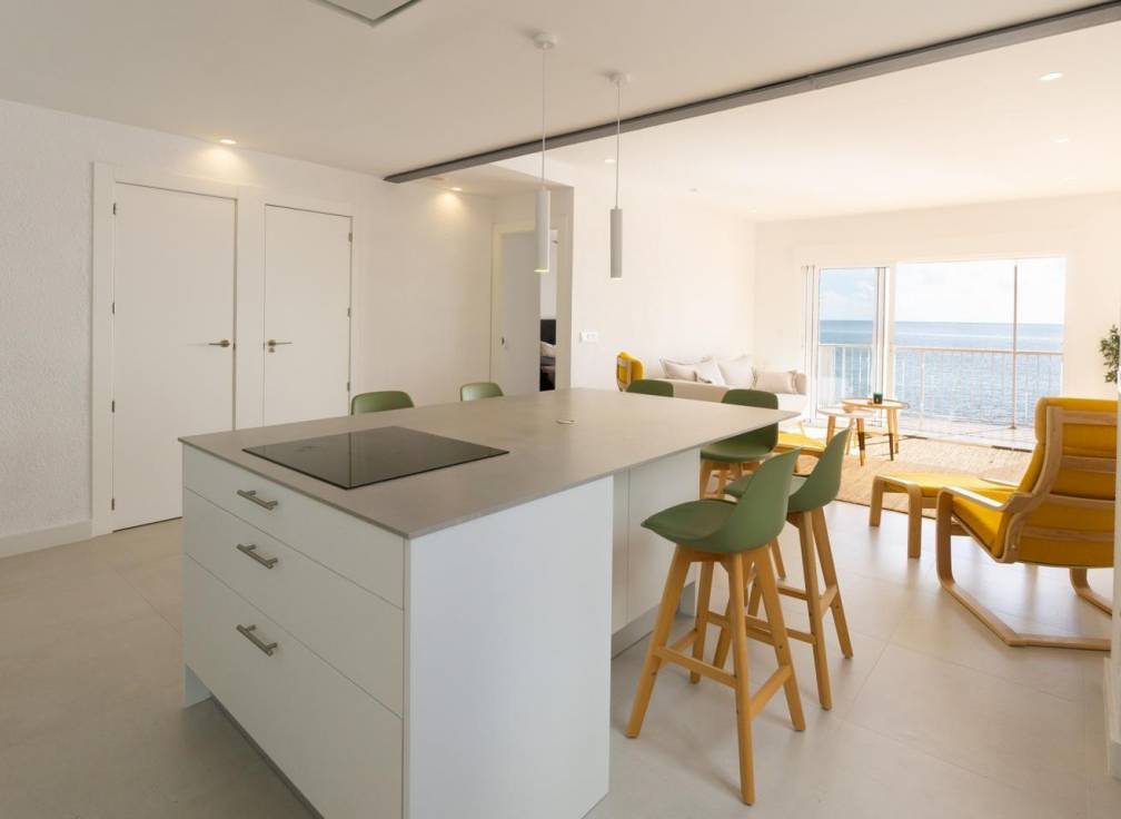 Resale - Flat - Santa Pola - Centro