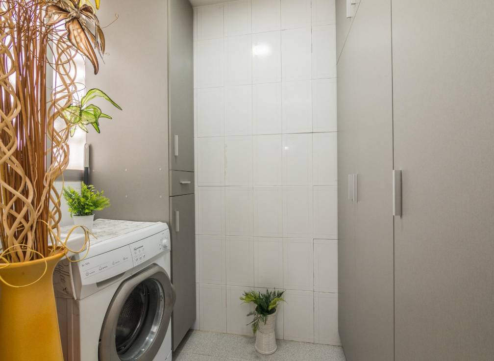 Resale - Flat - Santa Pola - Gran Playa