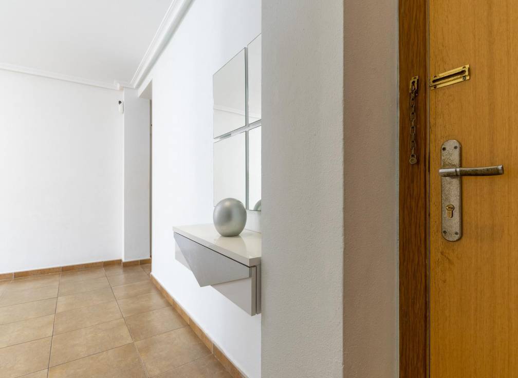 Resale - Flat - Santa Pola - Norte