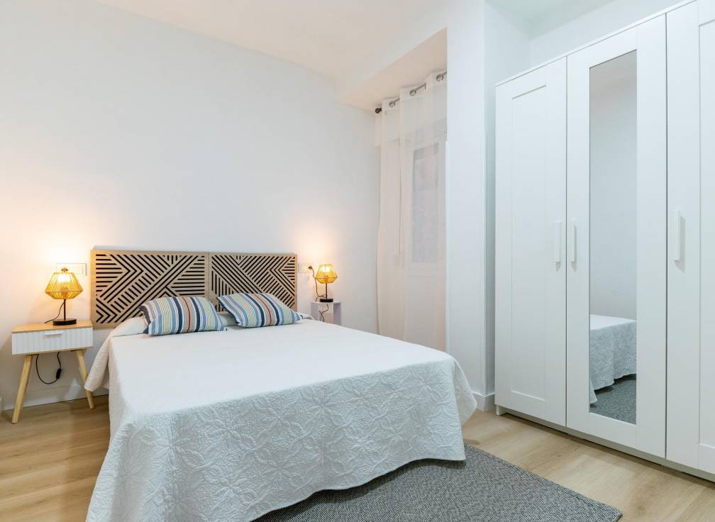 Resale - Flat - Santa Pola - Norte