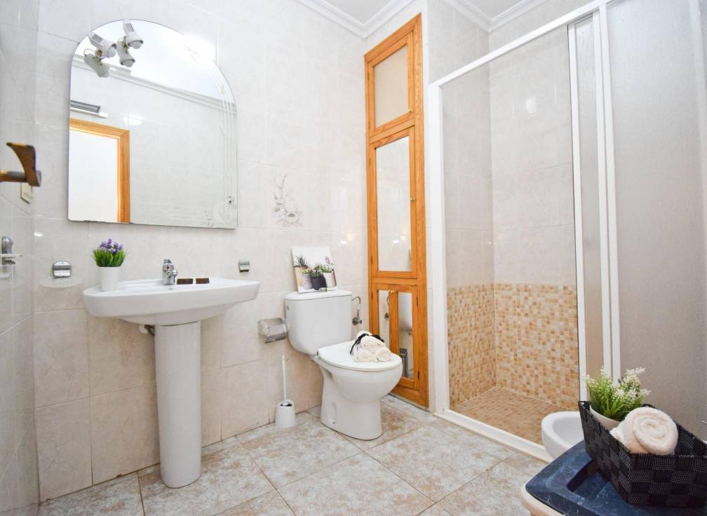 Resale - Flat - Santa Pola - Playa Levante