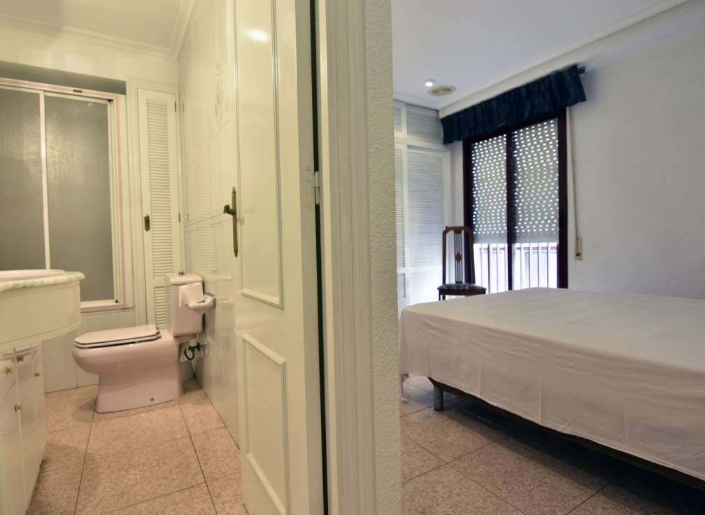 Resale - Flat - Santa Pola - Playa Levante