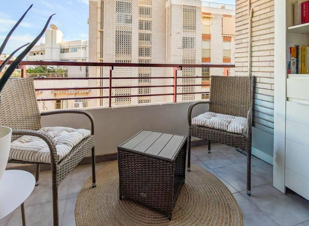 Resale - Flat - Santa Pola - Playa Levante