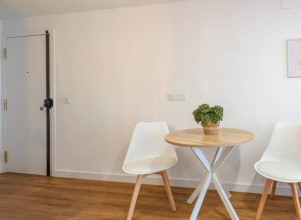 Resale - Flat - Santa Pola - Playa Levante