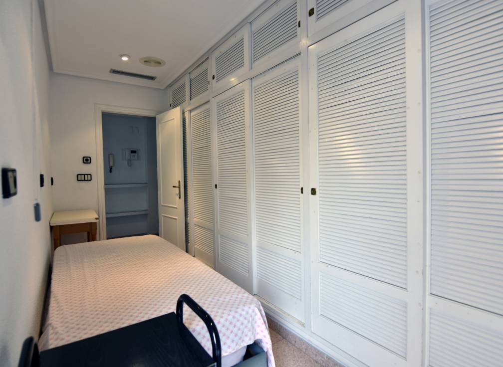 Resale - Flat - Santa Pola - Playa Levante