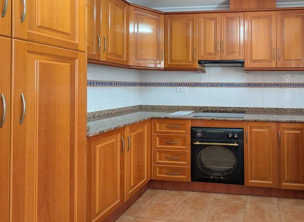 Resale - Flat - Santa Pola - Playa Levante