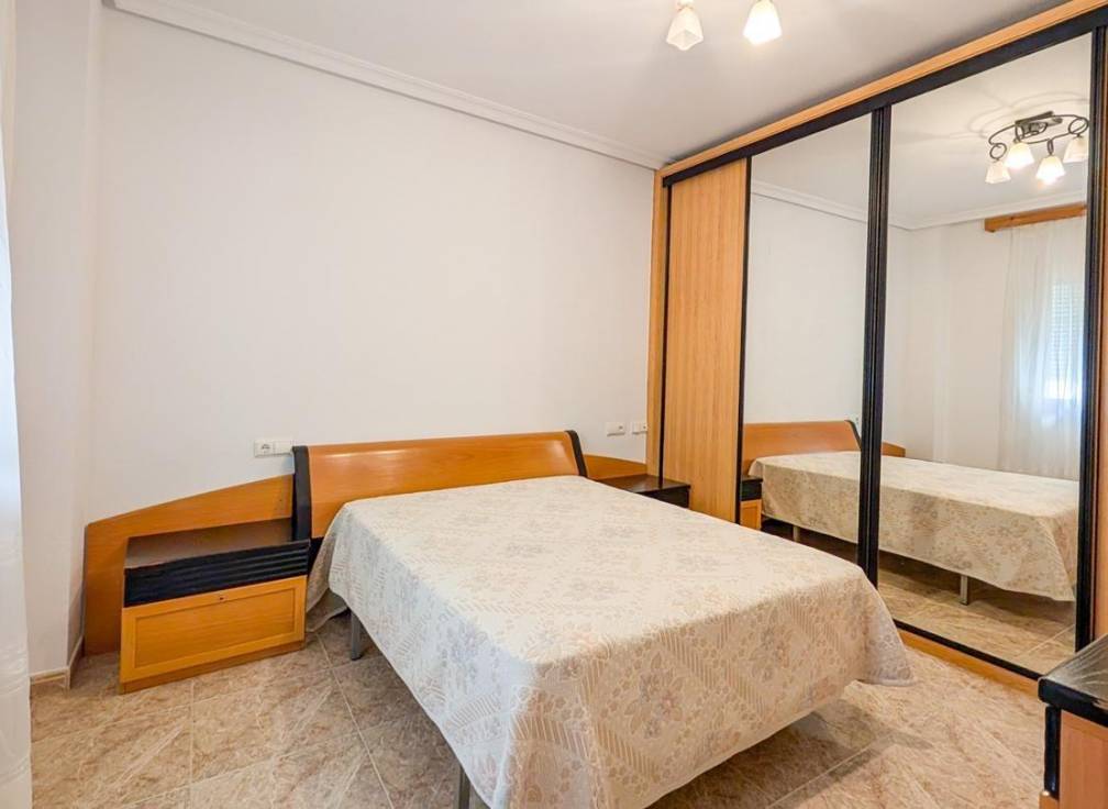 Resale - Flat - Santa Pola - Playa Levante