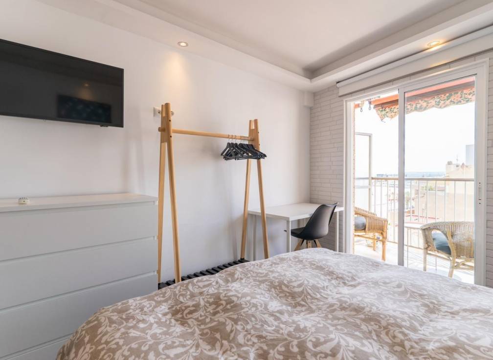Resale - Flat - Santa Pola - Playa Levante