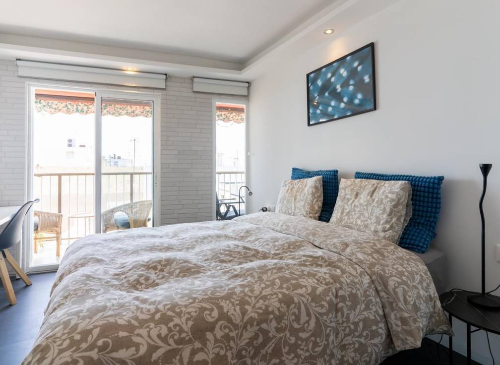 Resale - Flat - Santa Pola - Playa Levante