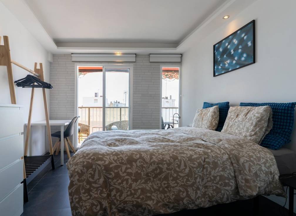 Resale - Flat - Santa Pola - Playa Levante