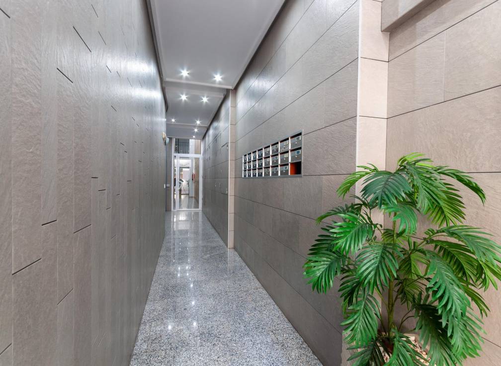 Resale - Flat - Santa Pola - Puerto