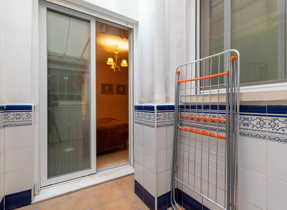 Resale - Flat - Santa Pola - Puerto