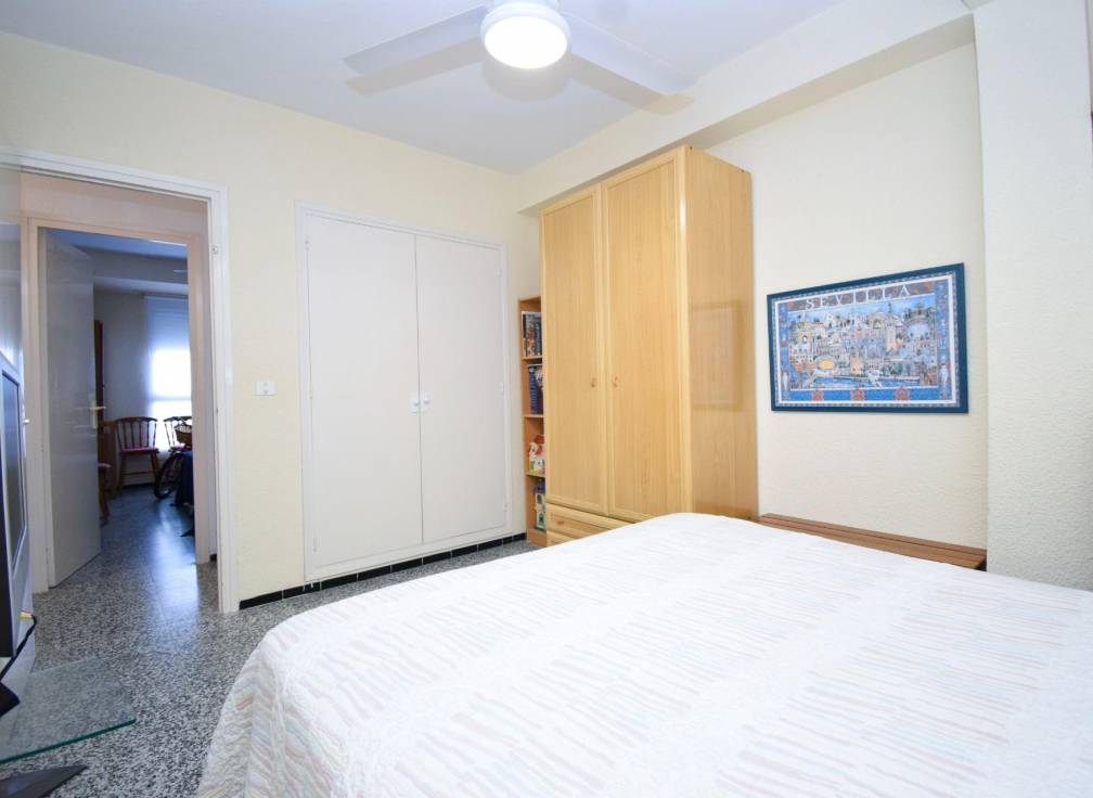 Resale - Flat - Santa Pola - Santiago bernabeu