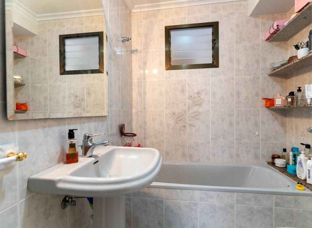 Resale - Flat - Santa Pola - Santiago bernabeu