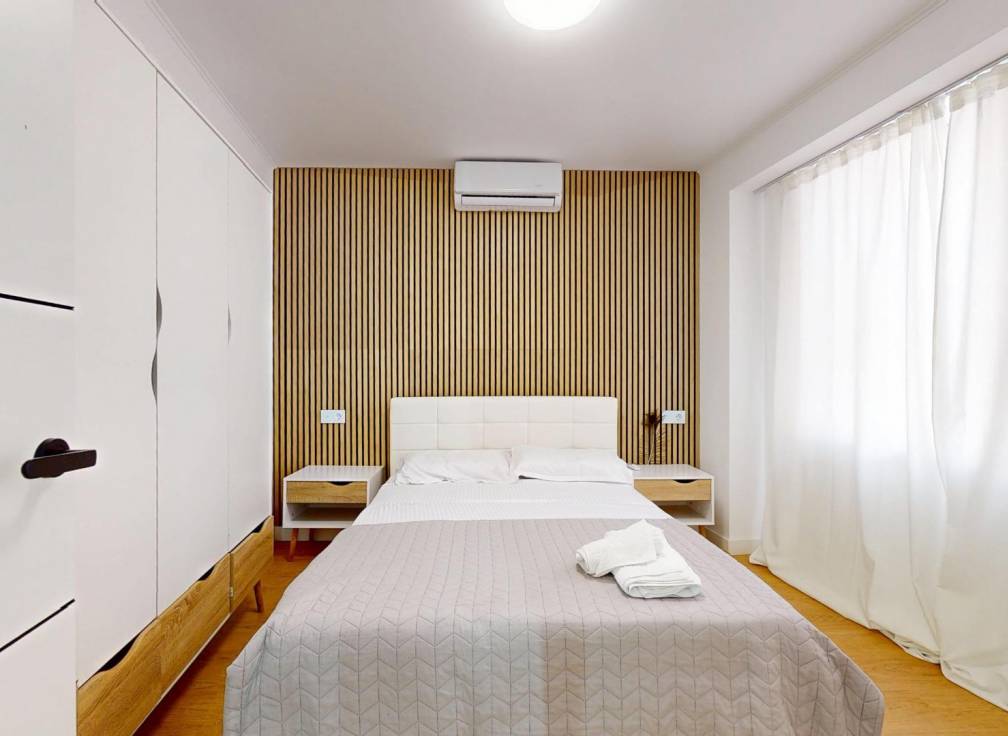 Resale - Ground floor - Alicante - Altozano