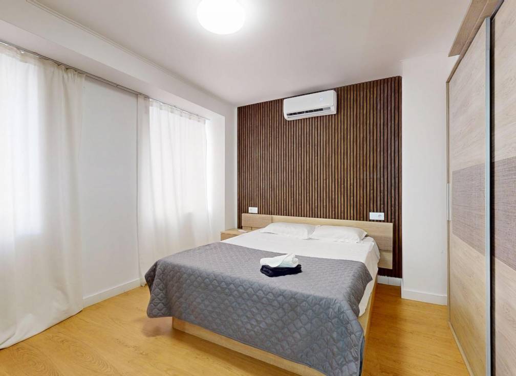 Resale - Ground floor - Alicante - Altozano