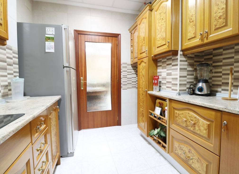 Resale - Ground floor - Catral - Comunidad valenciana