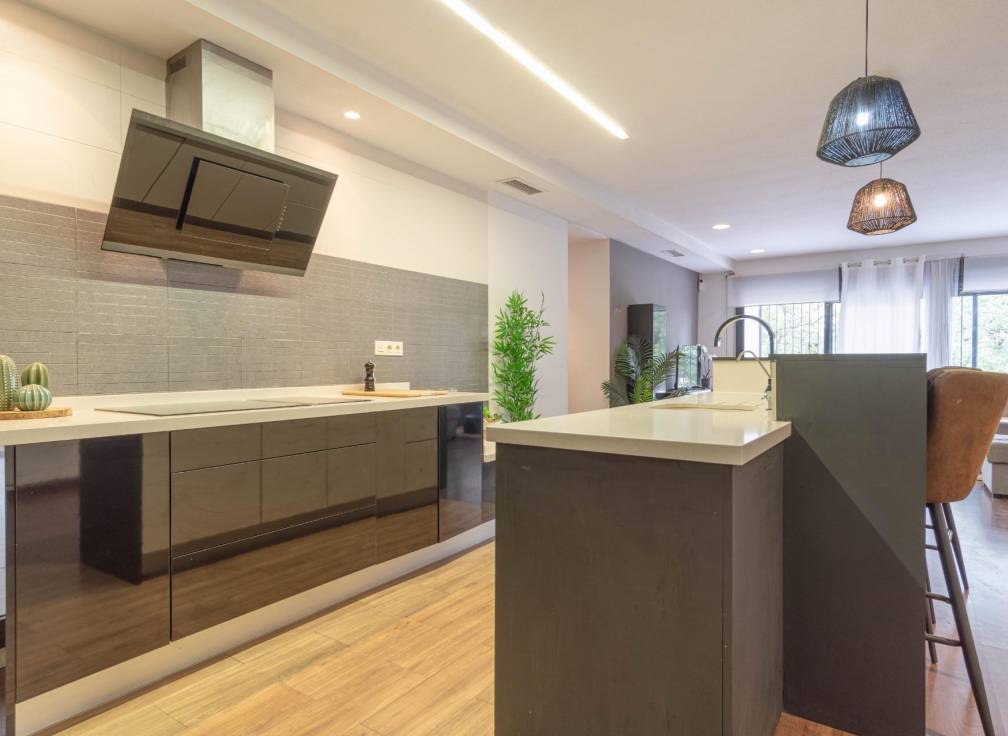 Resale - Ground floor - Crevillent - EL PINAR