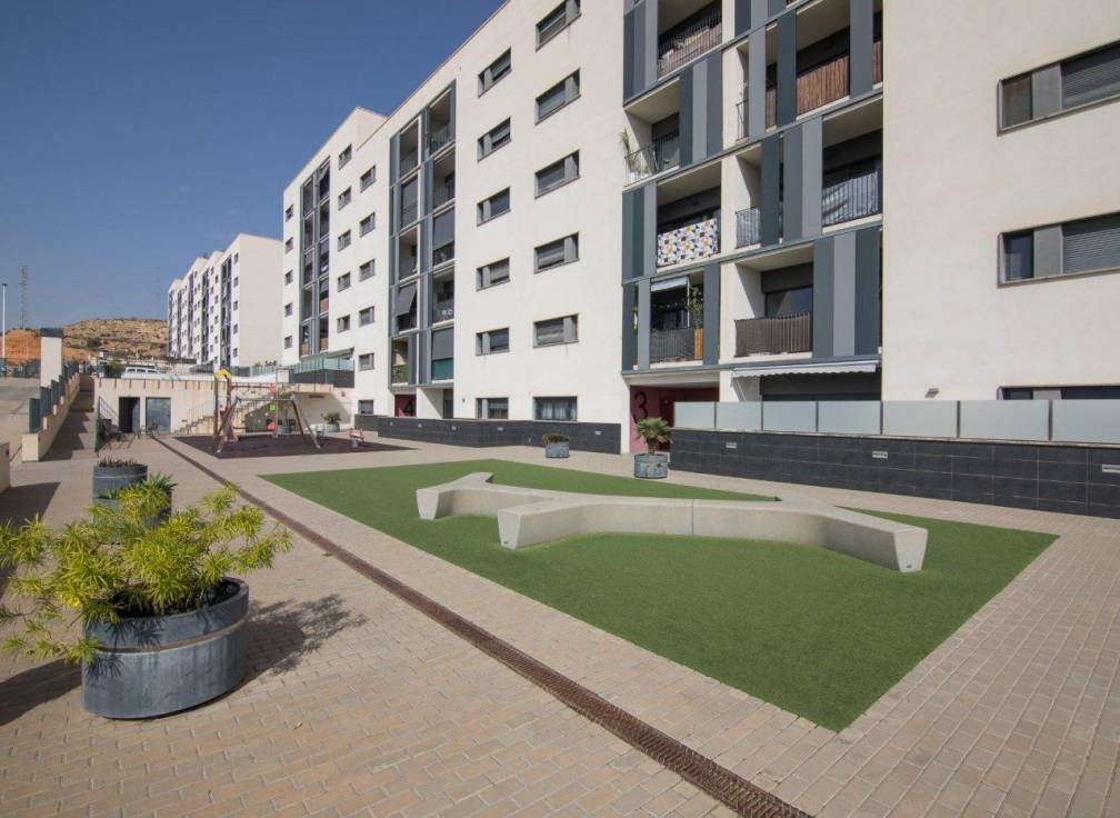 Resale - Ground floor - Crevillent - EL PINAR