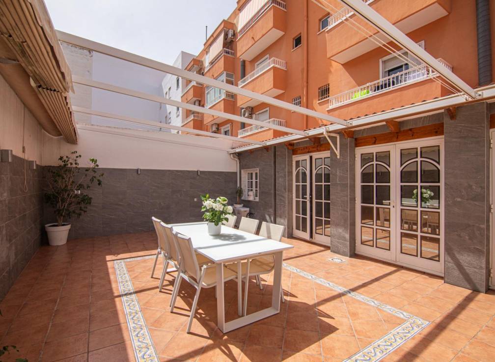 Resale - Ground floor - Elche - Carrús Este