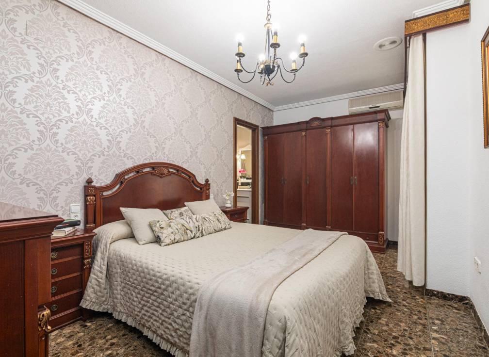 Resale - Ground floor - Elche - Carrús Este