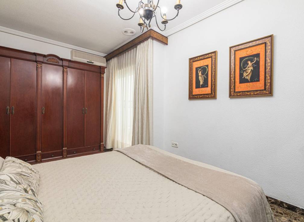 Resale - Ground floor - Elche - Carrús Este