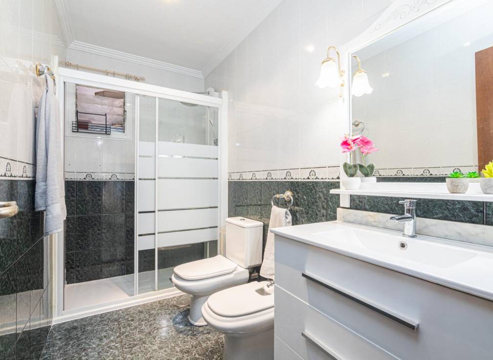 Resale - Ground floor - Elche - Carrús Este