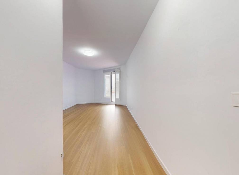 Resale - Ground floor - Elche - Centro