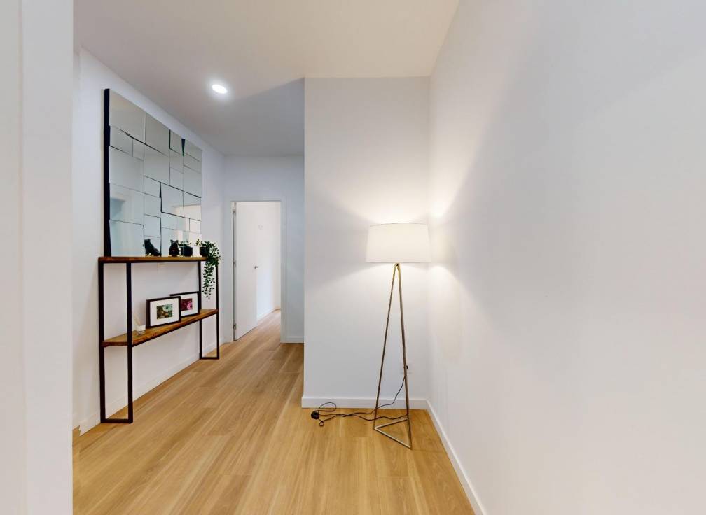 Resale - Ground floor - Elche - Centro