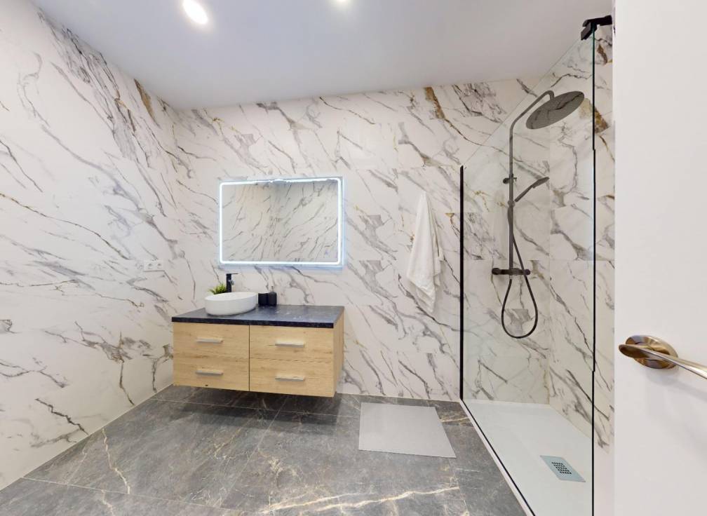 Resale - Ground floor - Elche - Centro