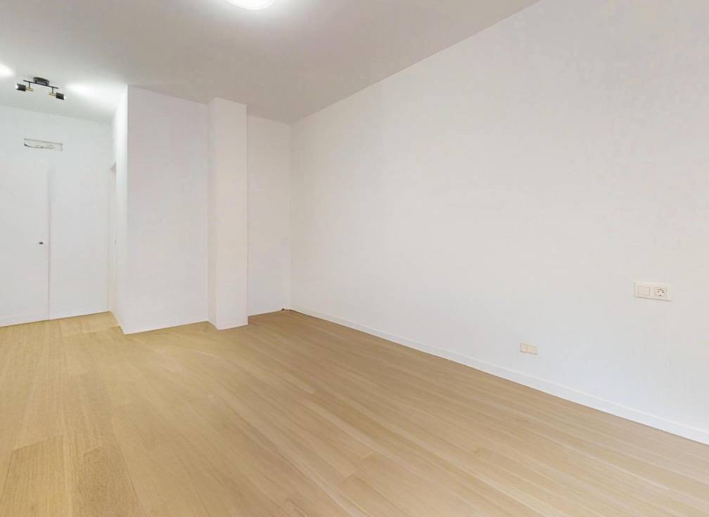 Resale - Ground floor - Elche - Centro