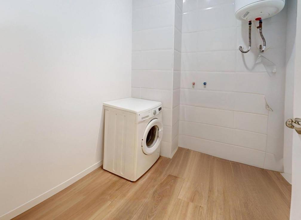 Resale - Ground floor - Elche - Centro