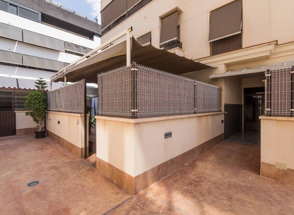 Resale - Ground floor - Elche - Huerto de travalon