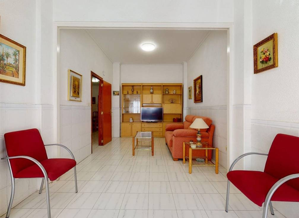 Resale - Ground floor - Elche - Plaza Crevillente