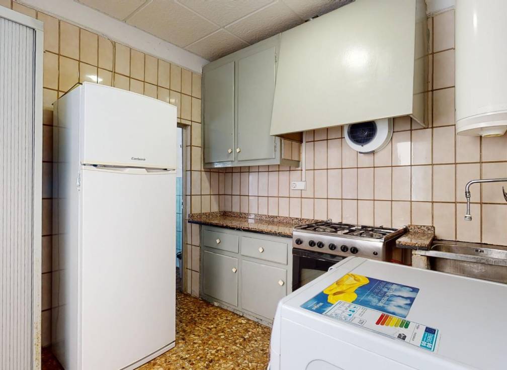 Resale - Ground floor - Elche - Plaza Crevillente