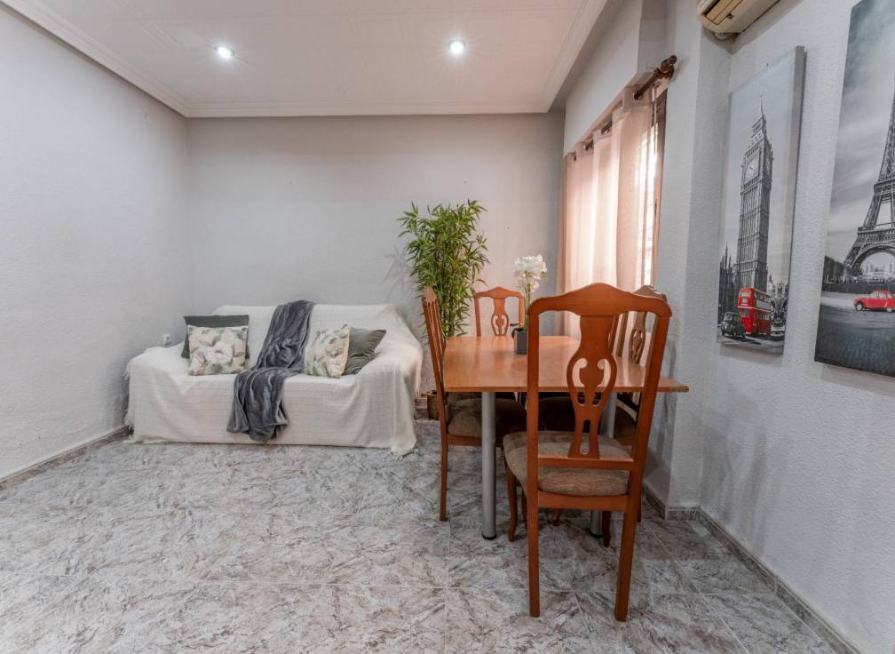 Resale - Ground floor - Elche - Sector Quinto