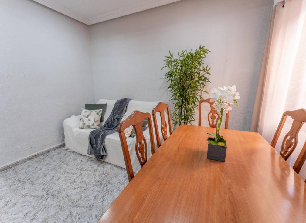 Resale - Ground floor - Elche - Sector Quinto