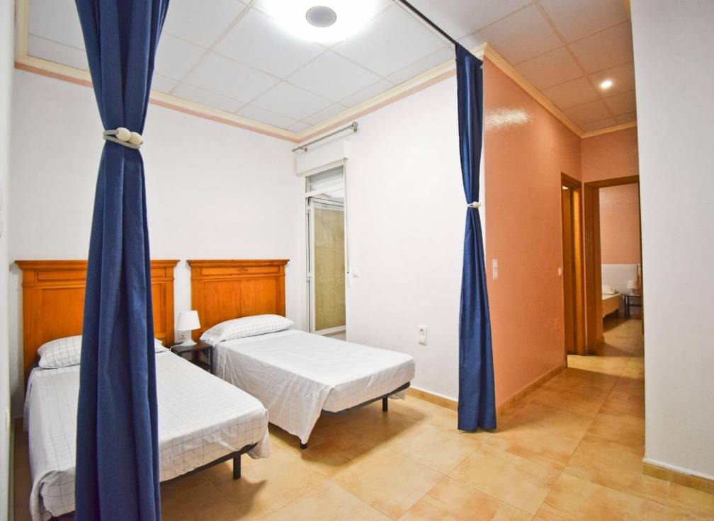 Resale - Ground floor - Santa Pola - Playa Levante